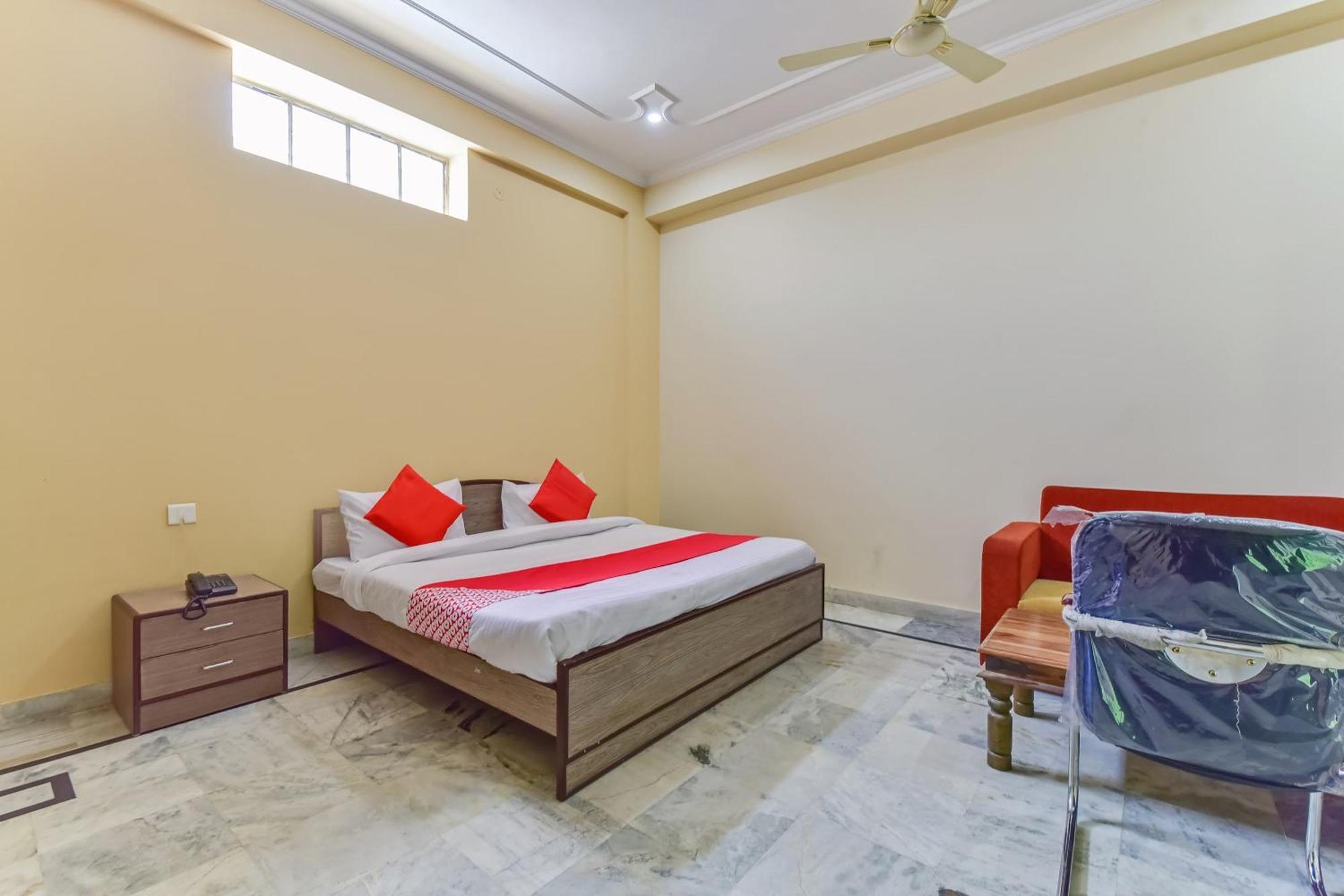 Hotel O S R Τζαϊπούρ Εξωτερικό φωτογραφία
